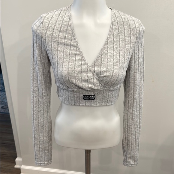 SHEIN Tops - SHEIN Light Gray Knit Top